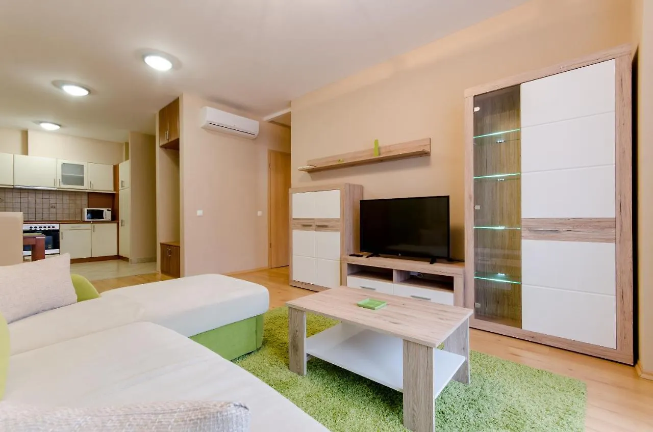 בודפשט Broadway Apartments 0*,  הונגריה