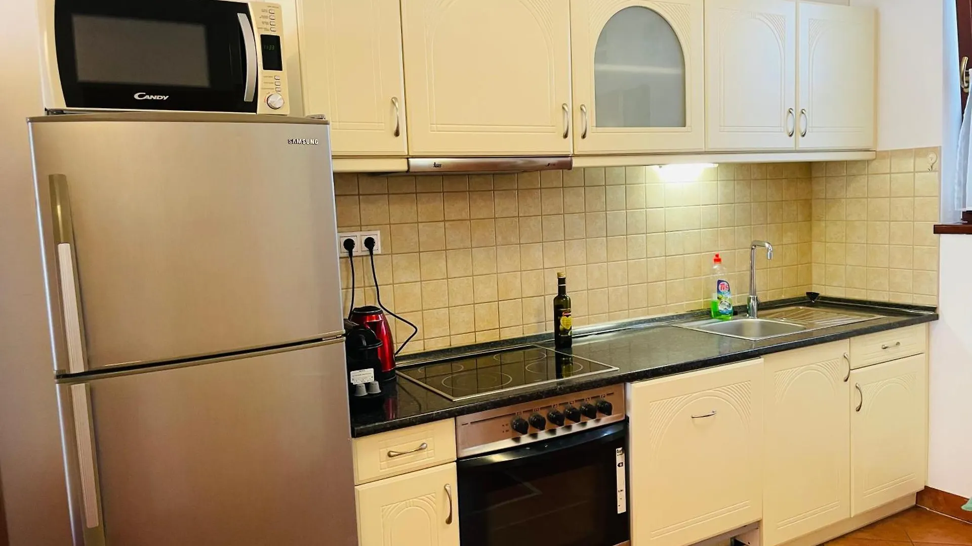 בודפשט Broadway Apartments 0*,