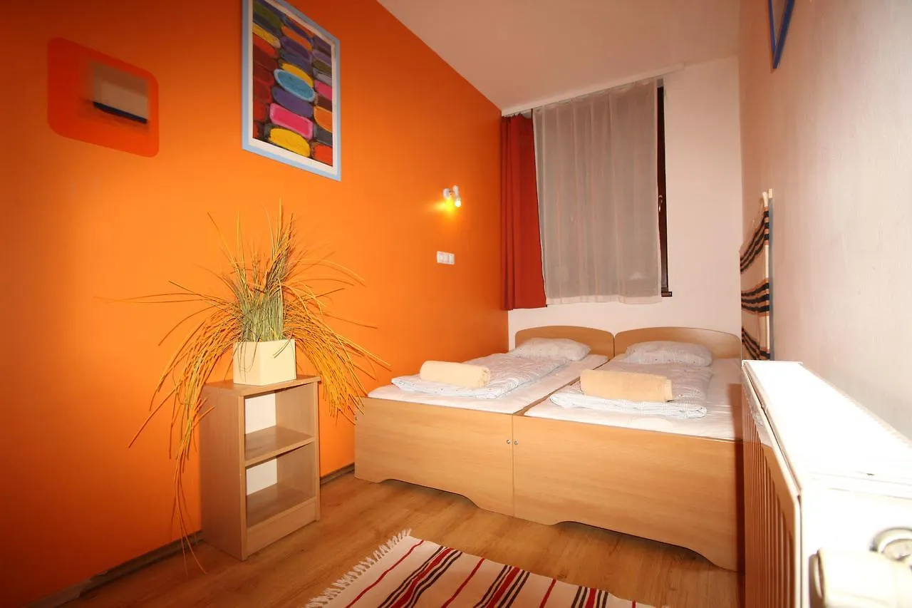 Broadway Apartments Будапешт 0*,